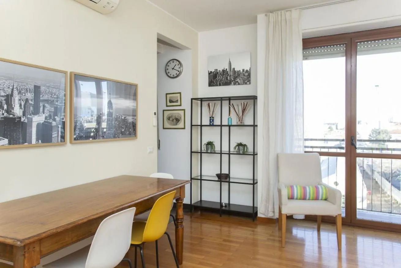 Apartment We Home - Ripamonti 66 Milan Italy