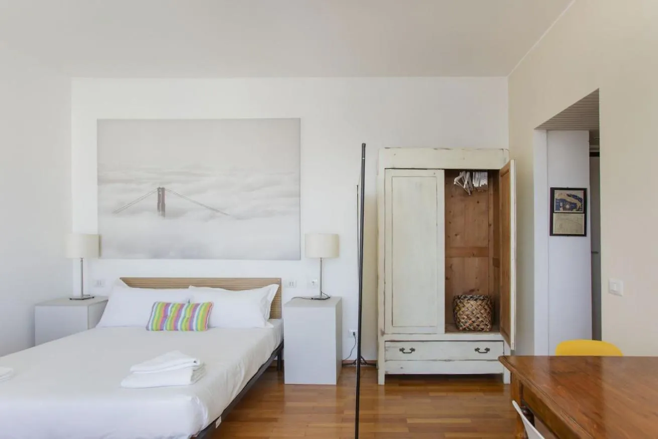 We Home - Ripamonti 66 Milan Italy