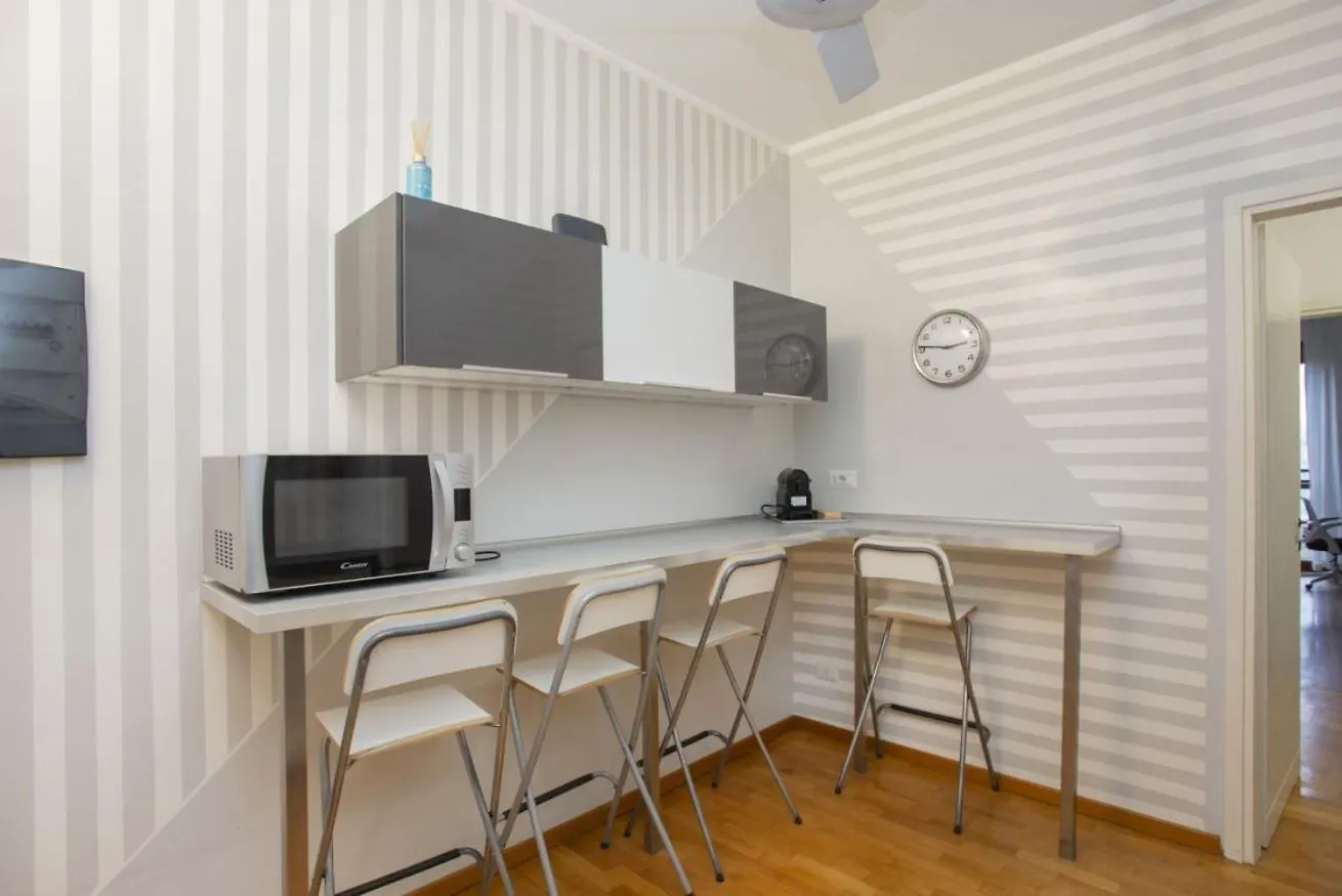 Apartment We Home - Ripamonti 66 Milan Italy