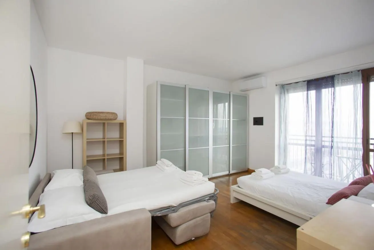 We Home - Ripamonti 66 Milan Apartment