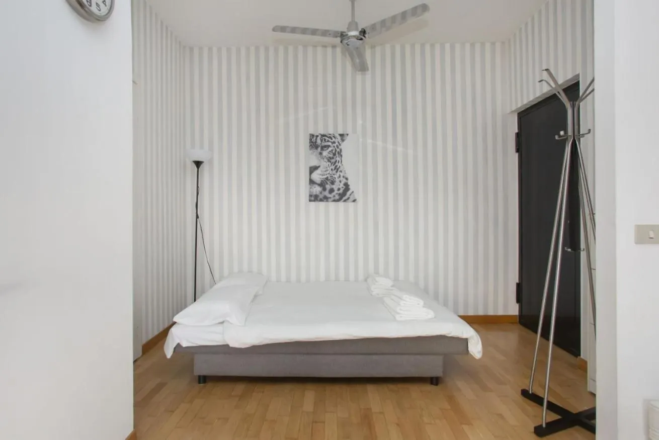 Apartment We Home - Ripamonti 66 Milan